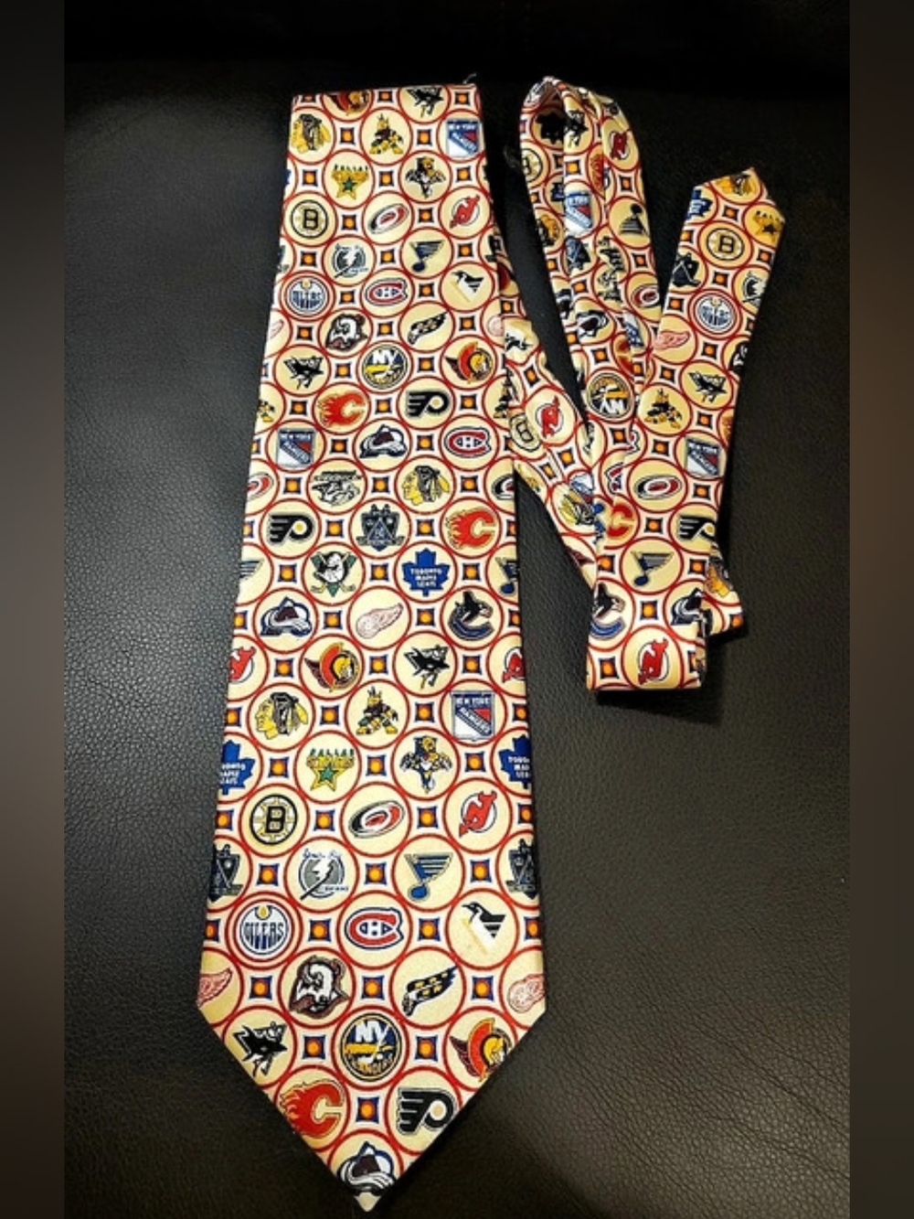 NHL Team Logo Print Necktie, Toronto Montreal Boston New York